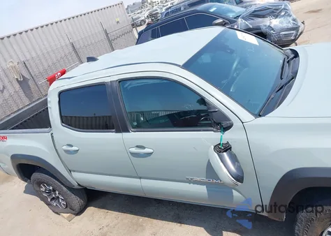 2022 Toyota Tacoma Trd Off Road z USA, uszkodzony, nr VIN 3TMCZ5ANXNM502545